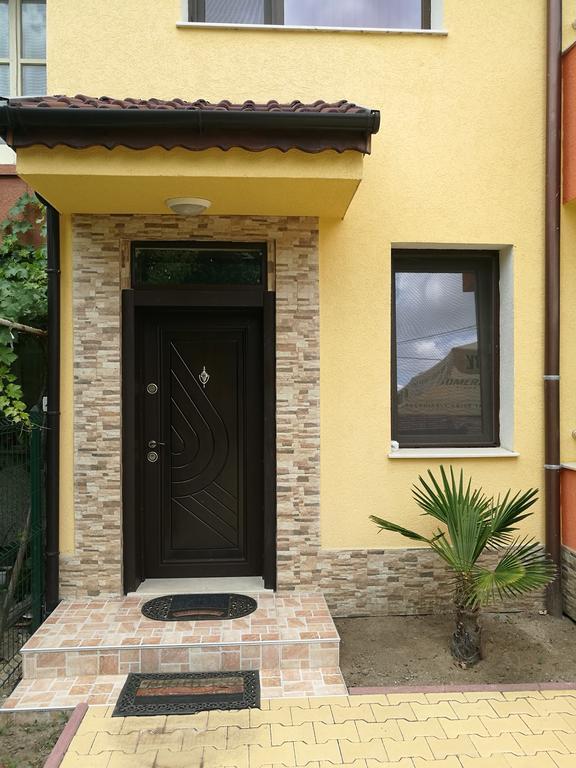 Guest House Karaulanov Elhovo  Luaran gambar